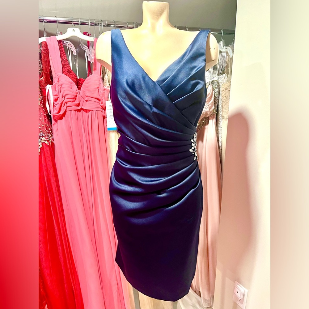 Sleek Navy V-Neck With Rhinestone Cluster. Mori Lee Dress. Size 8
